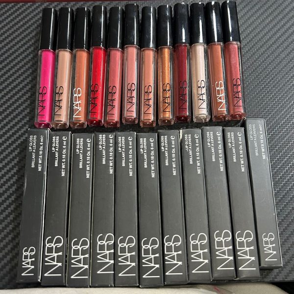 NARS LIQUID LIPSTICK SET OF 12